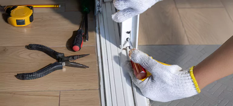 Sliding Glass Door Repair in Lutz