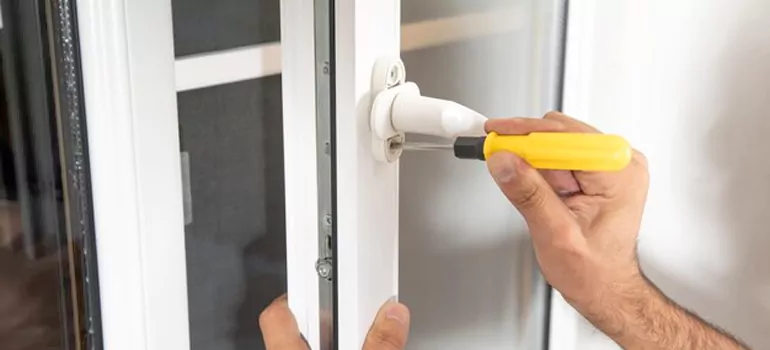Casement Window Handle Replacement in Lutz, FL