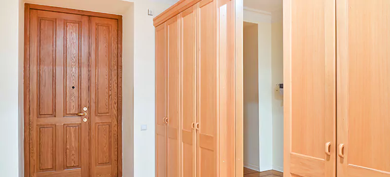 Glass Closet Door Repair in Lutz, FL